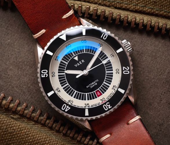 vaer-d5-tropic-watch-2.jpg | Image