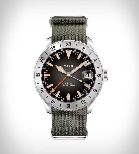 vaer-g2-gmt-watch-3.jpg | Image