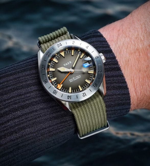 vaer-g2-gmt-watch-5.jpg | Image