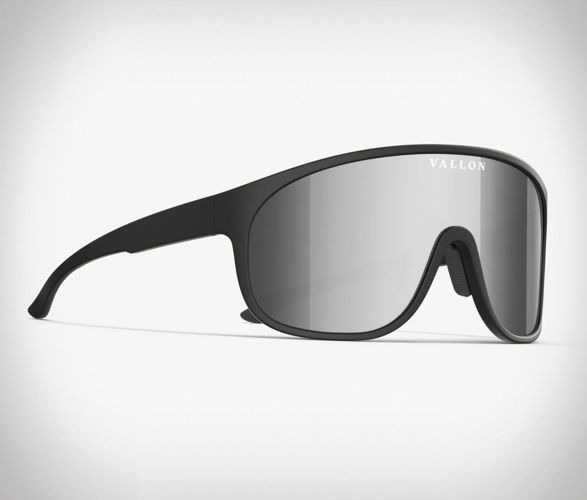 vallon-watchtowers-shield-sunglasses-3.jpg | Image
