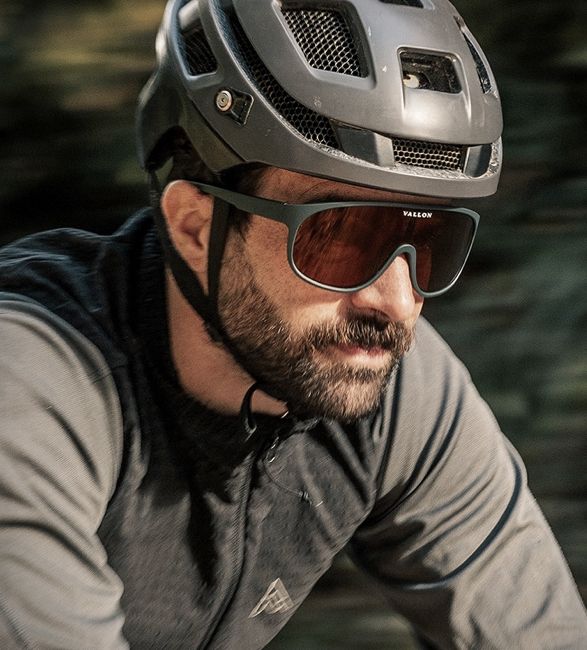 vallon-watchtowers-shield-sunglasses-9.jpg