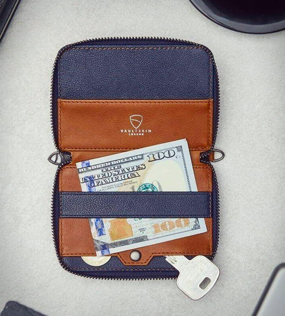 vaultskin-notting-hill-zipper-wallet-3.jpeg | Image