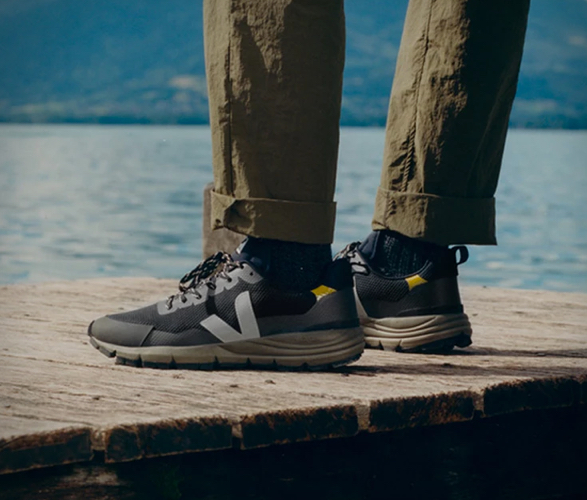 veja-dekkan-alveomesh-trail-sneakers-2.jpg | Image