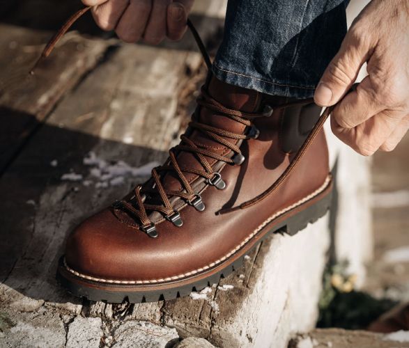 velasca-resegott-hiking-boots-6.jpg