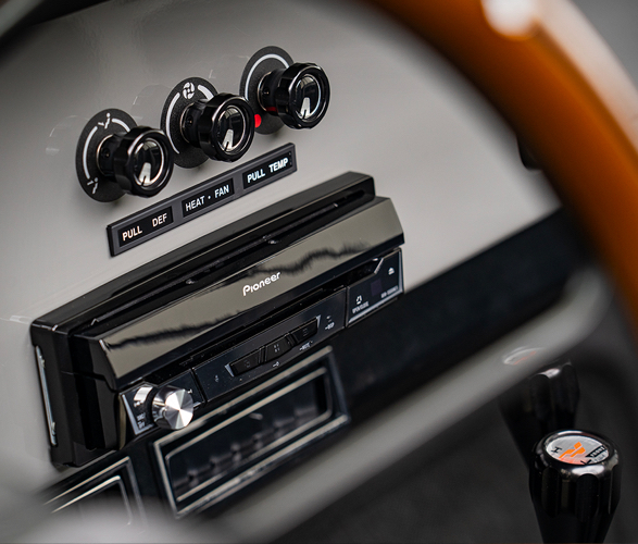velocity-1966-ford-bronco-8.jpeg