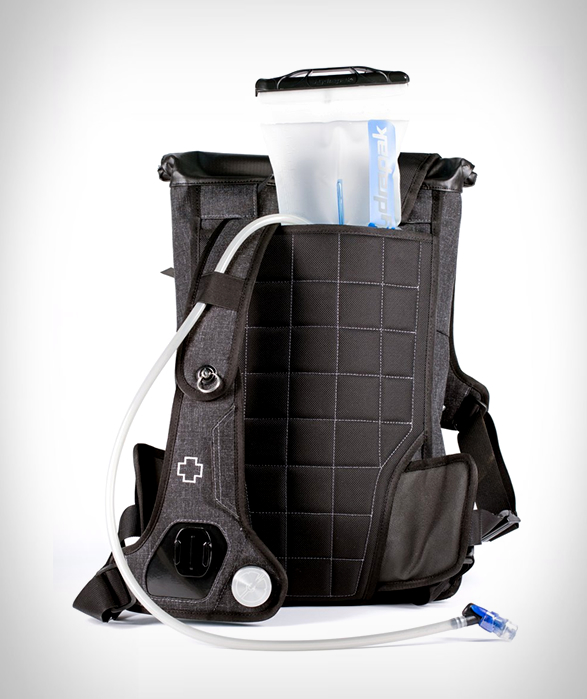 velomacchi-speedway-backpack-5.jpg | Image