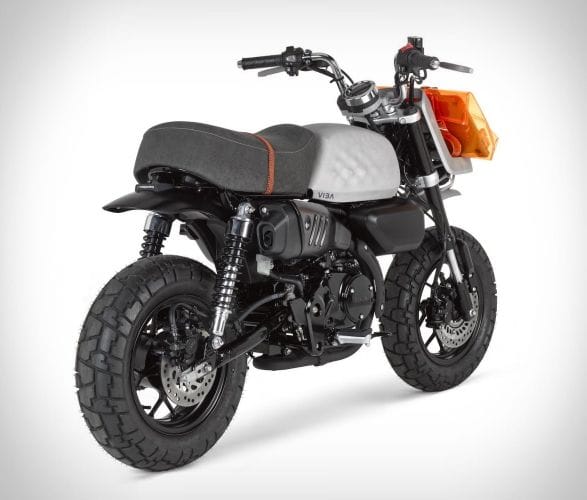 viba-jane-honda-monkey-motorcycle-3.jpg | Image