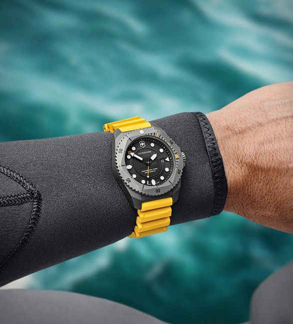 victorinox-dive-pro-watch-7.jpeg