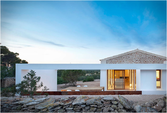 villa-formentera-maria-castello-2.jpg | Image