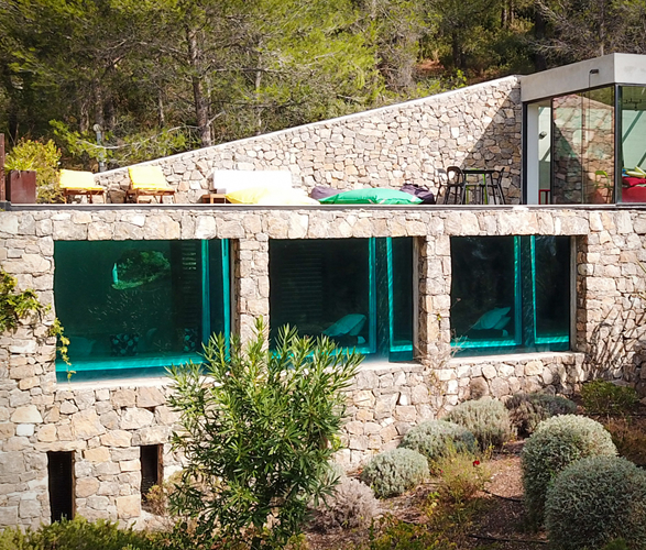 villa-on-the-rocks-7a.jpg