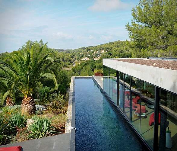 villa-on-the-rocks-8.jpg