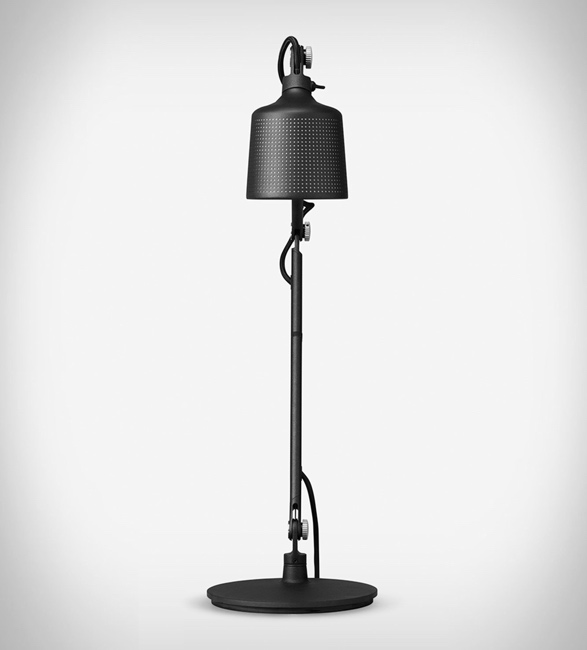 vipp-desk-lamp-3.jpg | Image