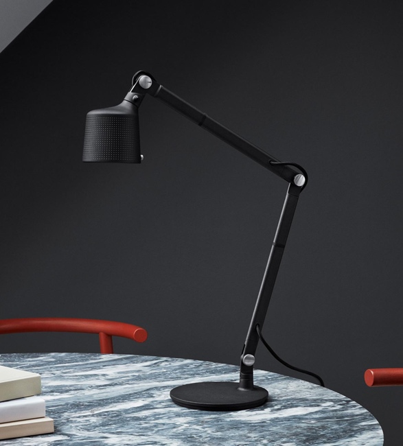 vipp-desk-lamp-6.jpg