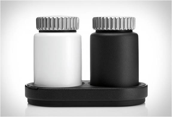 vipp-salt-pepper-mills-4.jpg | Image