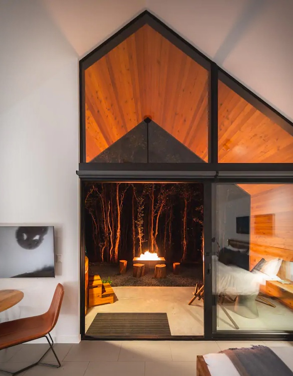 volcano-cabin-5.jpg