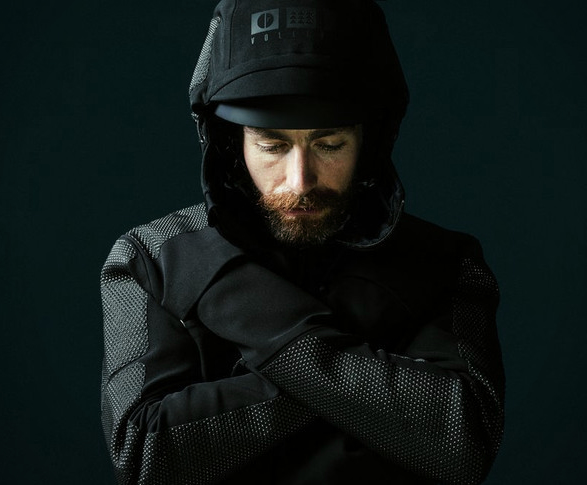 vollebak-condition-black-jacket-3.jpg | Image