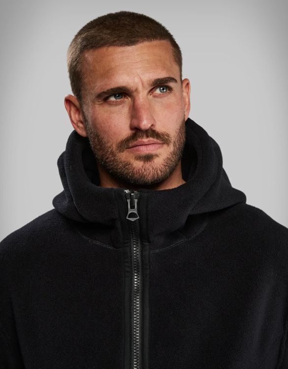 vollebak-deep-sea-diver-hoodie-2.jpg | Image