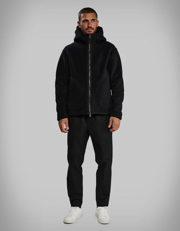 vollebak-deep-sea-diver-hoodie-6.jpg | Image