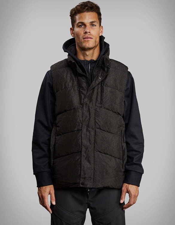 vollebak-indestructible-puffer-vest-2.jpg | Image