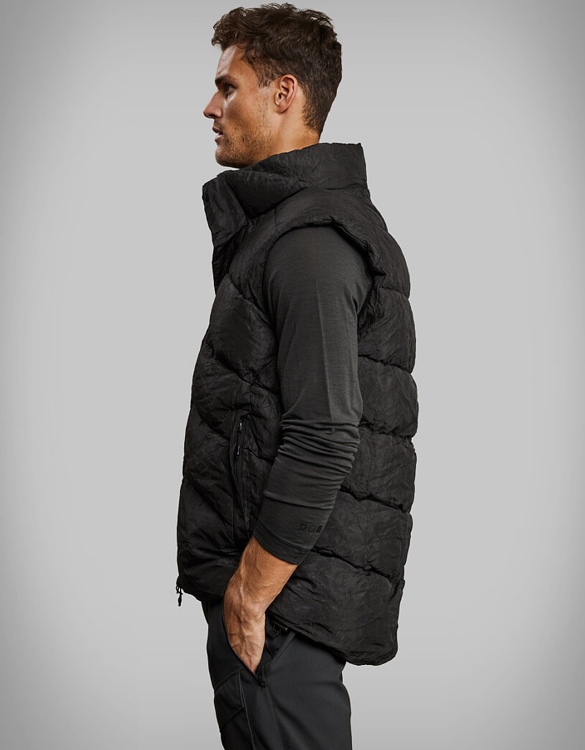 vollebak-indestructible-puffer-vest-3.jpg | Image