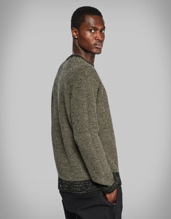 vollebak-lab-grown-sweater-3.jpg | Image