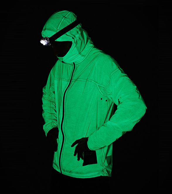 vollebak-solar-charged-jacket-new-6.jpg