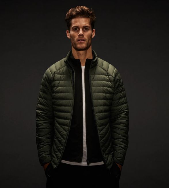 vollebak-ultralight-puffer-7.jpg