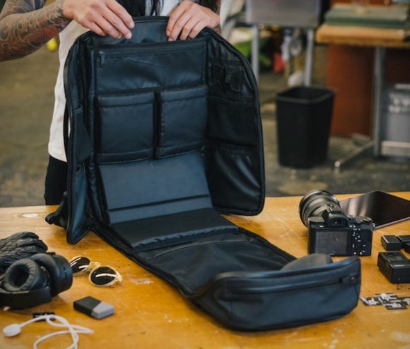wandrd-duo-daypack-5.jpg | Image