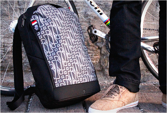 wayu-pack-ethnotek-bags-2.jpg | Image