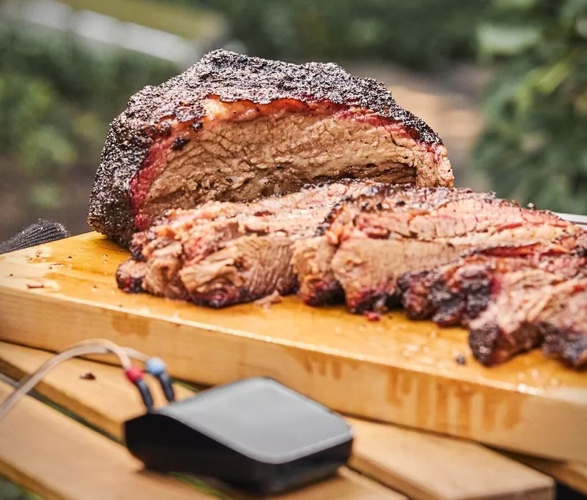 weber-connect-smart-grilling-hub-4.jpg | Image