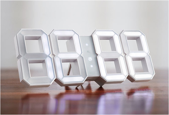 white-and-white-wall-clock-2.jpg | Image