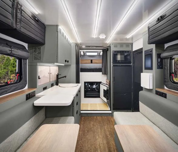 winnebago-arka-adventure-truck-12.jpg | Image