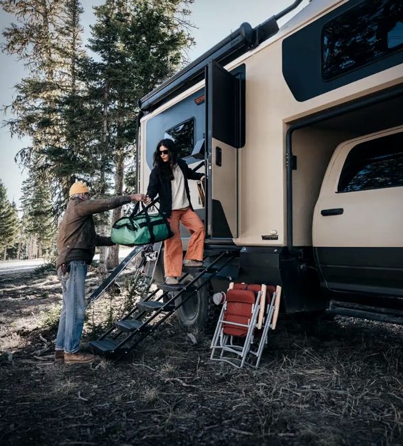 winnebago-arka-adventure-truck-5.jpg | Image