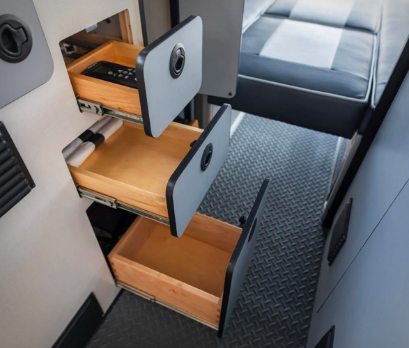 winnebago-revel-camper-15.jpeg