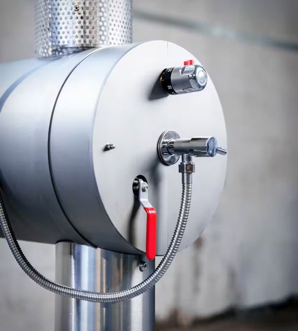 wood-burning-outdoor-shower-5.jpg | Image