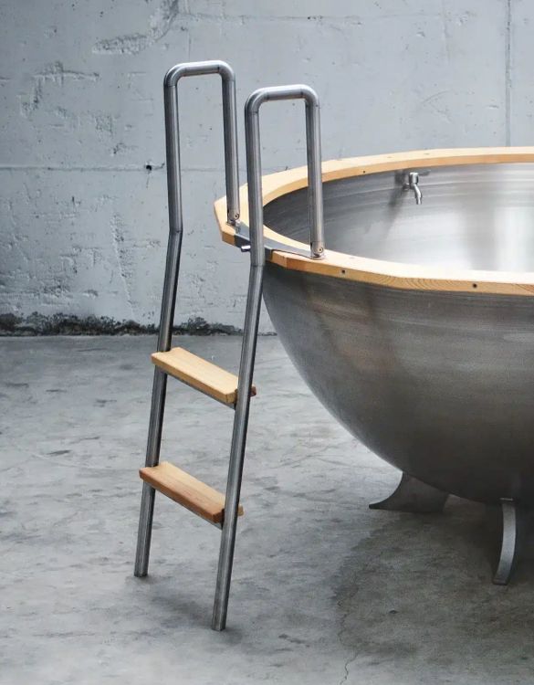 wood-fired-hot-tub-5.jpg | Image