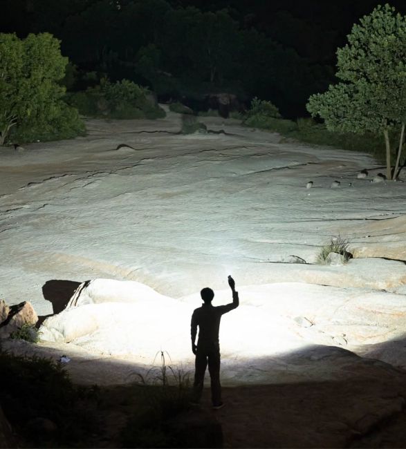 wuben-x1-pro-flashlight-3.jpg | Image