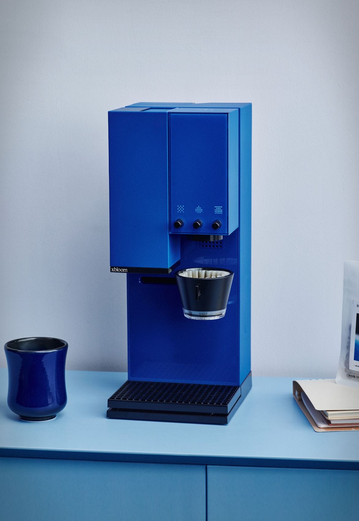 xbloom-studio-in-offline-blue-5.jpg | Image