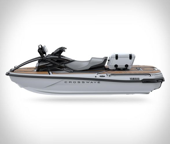 yamaha-crosswave-6.jpg
