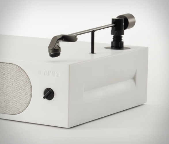 yamaha-smartphone-turntable-3.jpg | Image
