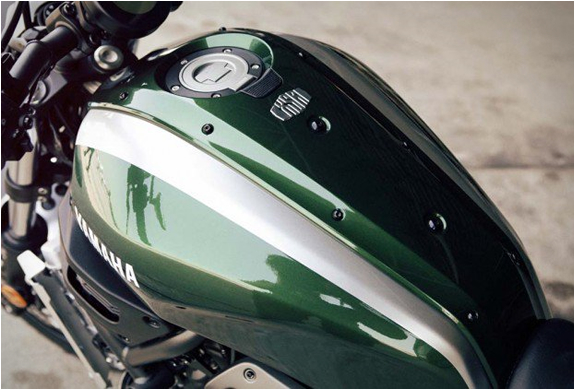 yamaha-xsr700-7.jpg