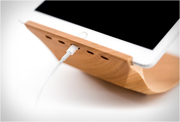 yohann-ipad-stand-5.jpg | Image