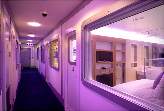 YOTEL | AIRPORT HOTEL | Image