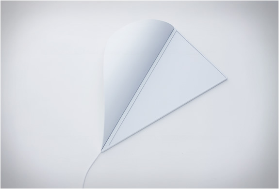 yoy-peel-corner-light-4.jpg | Image