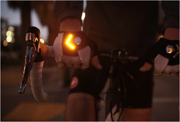 zackees-turn-signal-gloves-3.jpg | Image