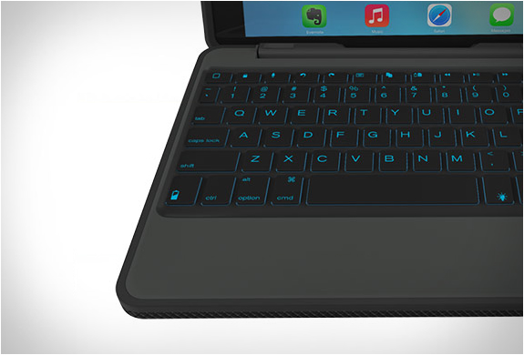 zagg-ipad-rugged-folio-7.jpg