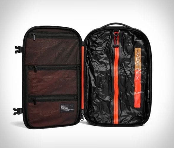 zephyr-pro-travel-backpack-4.jpg | Image