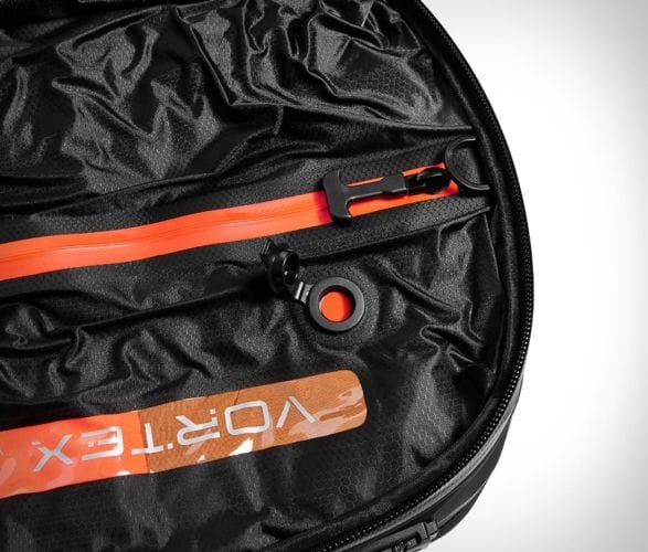 zephyr-pro-travel-backpack-6.jpg | Image