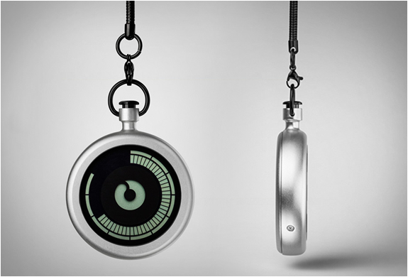 ziiiro-pocket-watch-7.jpg